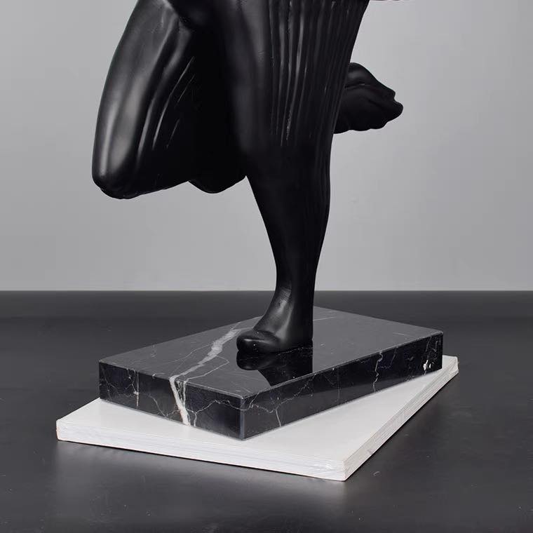 Human Flash table decor