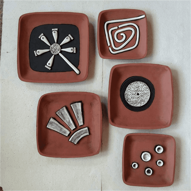 Handcrafted Cultural Dish Shape Terracotta Wall Mural- set of 5