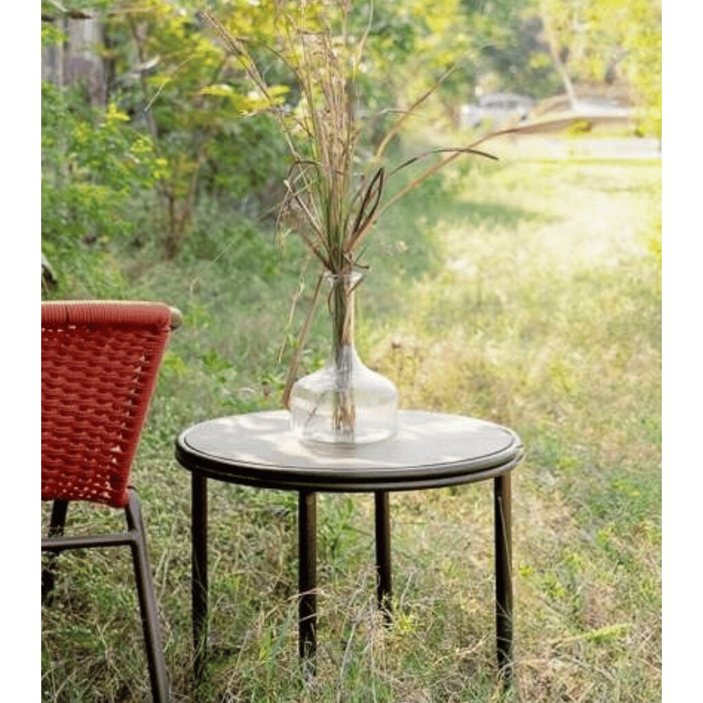 Outdoor Table – Stylish, All-Weather Features