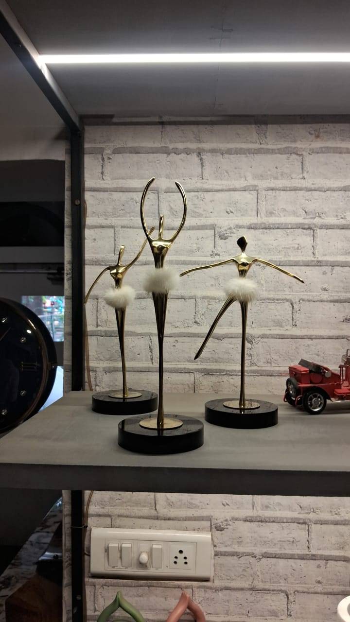 Ballet Gold Lady table decor - Set of 2